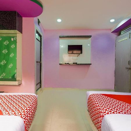 Oyo 45752 Hotel Sb Palace Godarpura エクステリア 写真