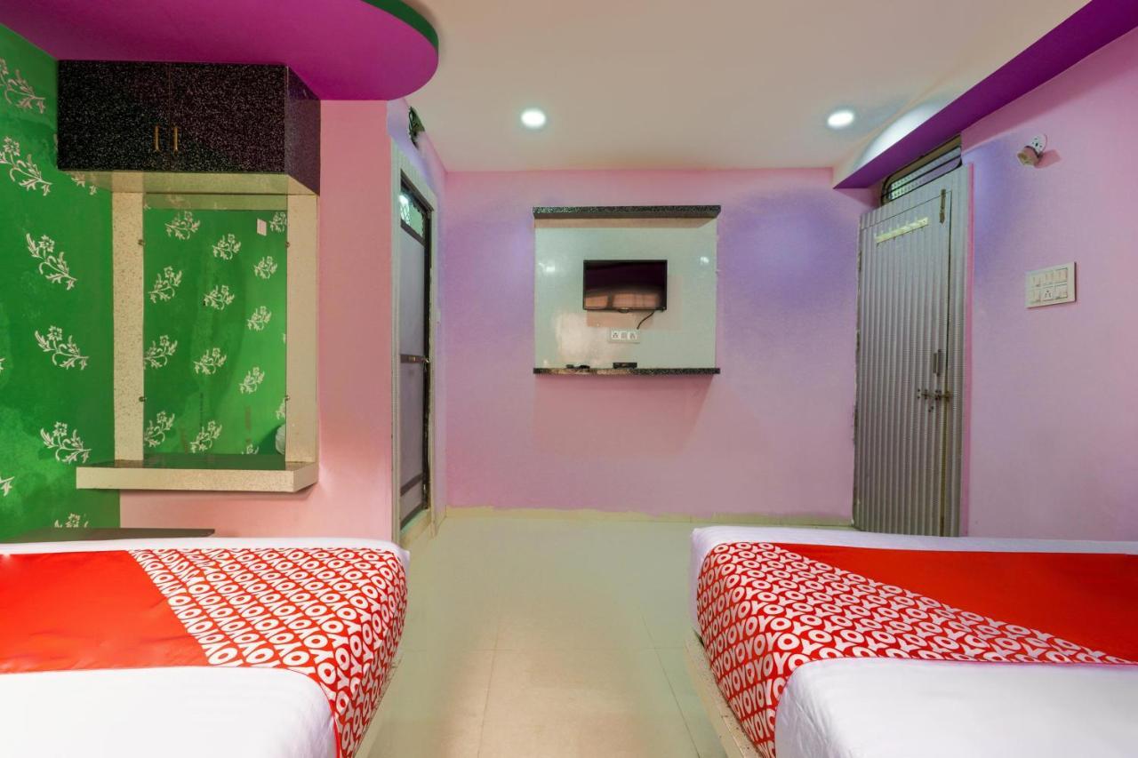 Oyo 45752 Hotel Sb Palace Godarpura エクステリア 写真